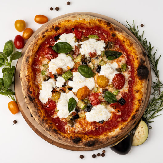 Піца з капонатою та страчателою